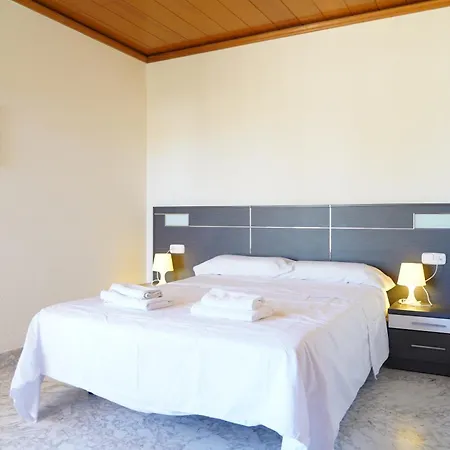 Amfora Miro Villa *